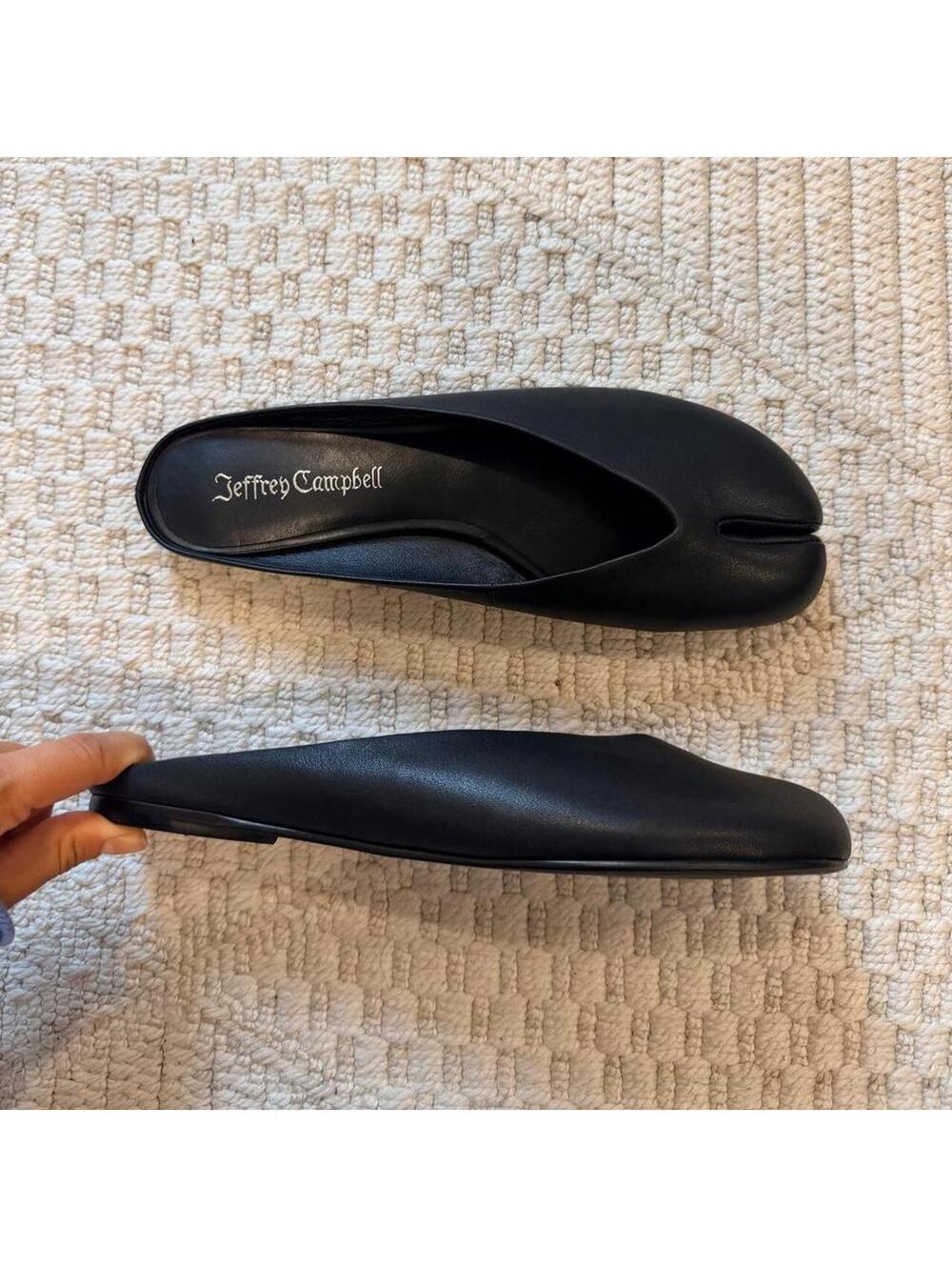 Jeffrey Campbell Cabalina Tabi Mules